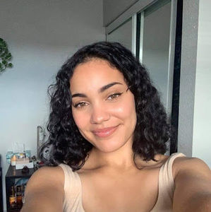 Meet your Posher, Erika